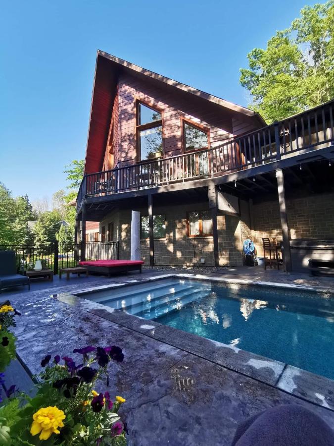 La Boheme - Bed & Breakfast โบรมอนต์ ภายนอก รูปภาพ